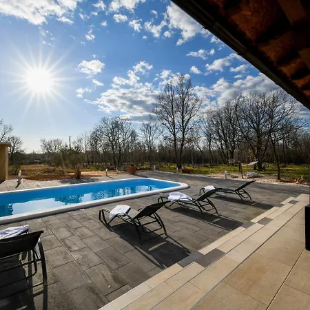 Βίλα Zen Promona